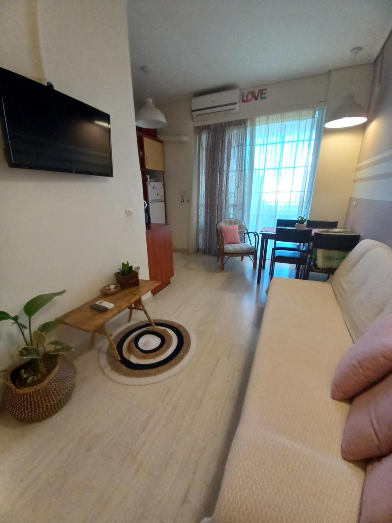 Evie'S Apartment كالاماتا المظهر الخارجي الصورة